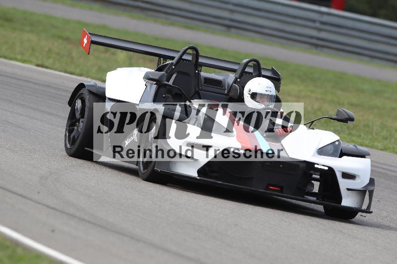 /Archiv-2022/58 30.08.2022 Caremotion  Auto Track Day ADR/Gruppe rot/unklar